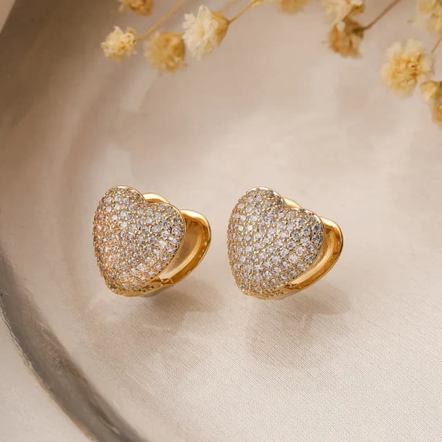 FABI - Argollas en forma de Corazón con Brillantes, Bañadas en Oro 18K